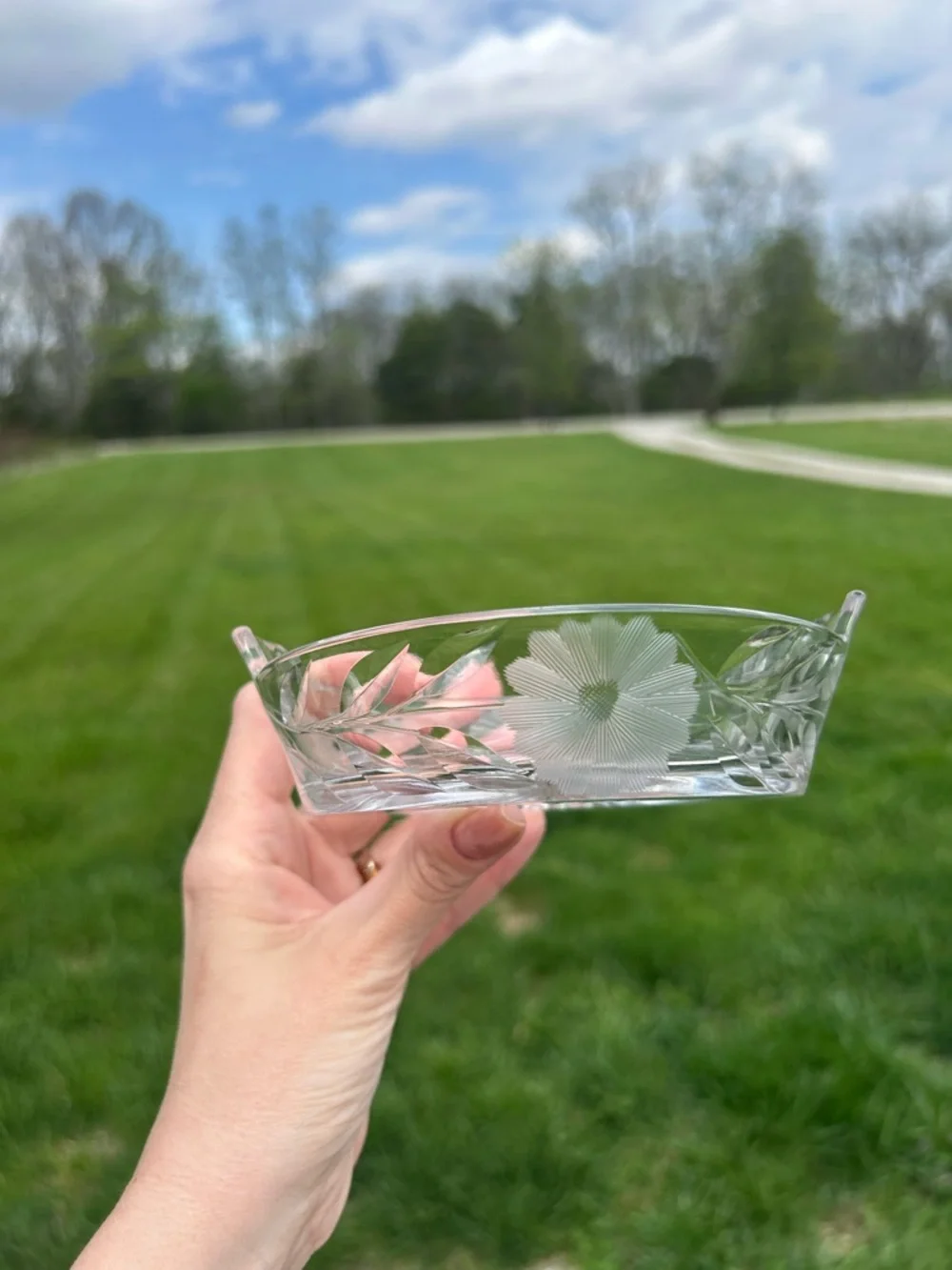 Vintage floral etched & starburst crystal‎ trinket box Candy Dish Classic W/lid